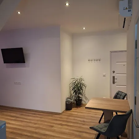 Alro Apartmanhaz 公寓