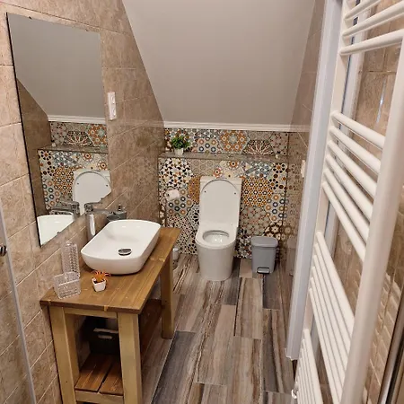 Alro Apartmanhaz * Балатонсарсо