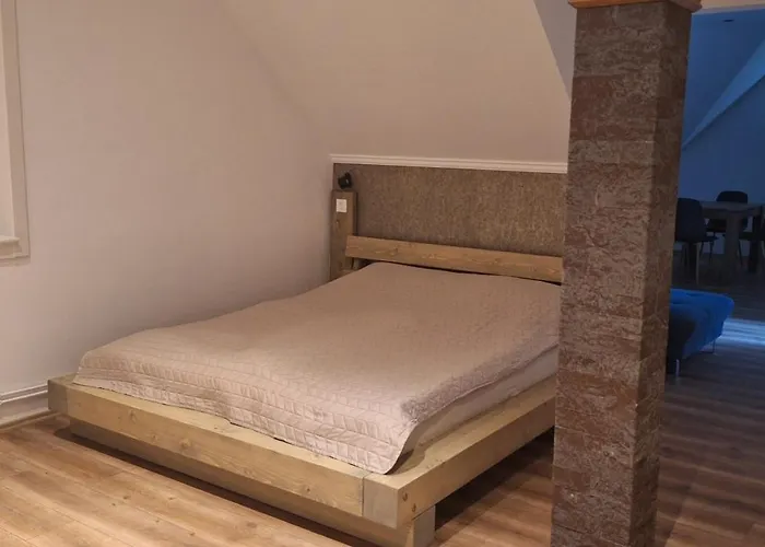 Διαμέρισμα Alro Apartmanhaz *