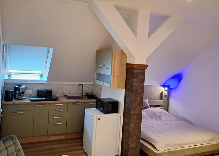 Alro Apartmanhaz *