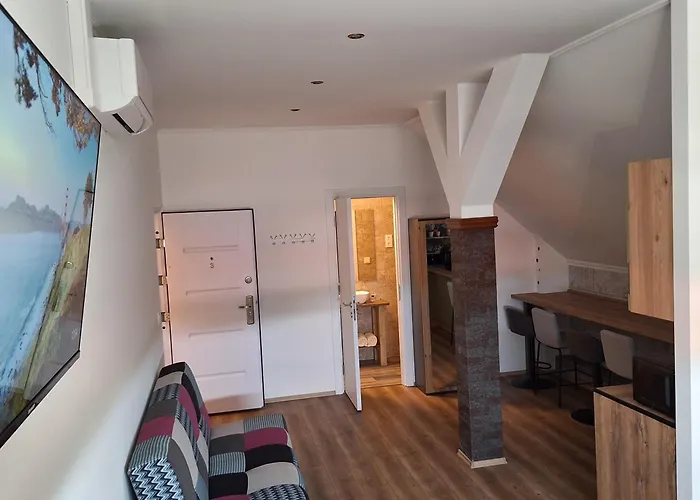 Alro Apartmanhaz *