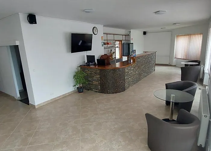 Διαμέρισμα Alro Apartmanhaz Balatonszarszo