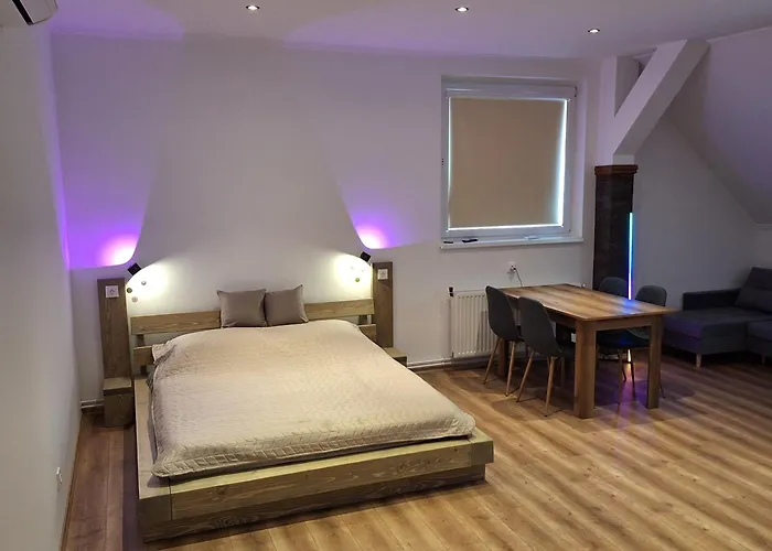 Lägenhet Alro Apartmanhaz Balatonszarszo